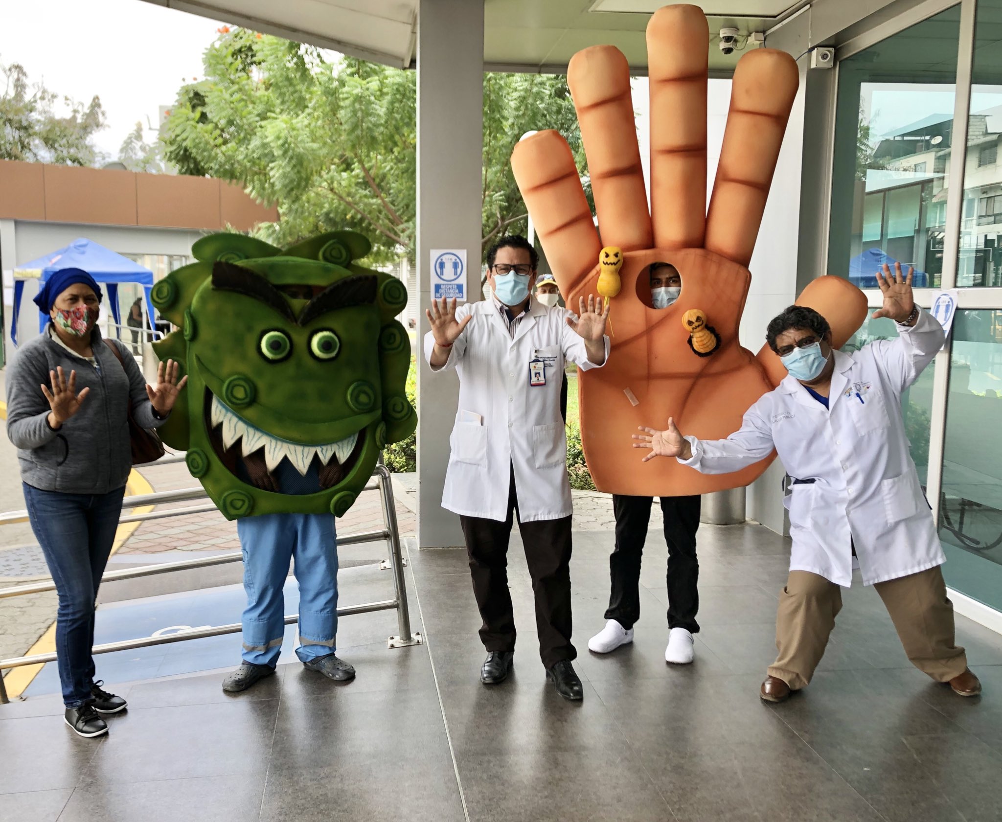EL HOSPITAL GUAYAQUIL PROMUEVE LA HIGIENE DE MANOS